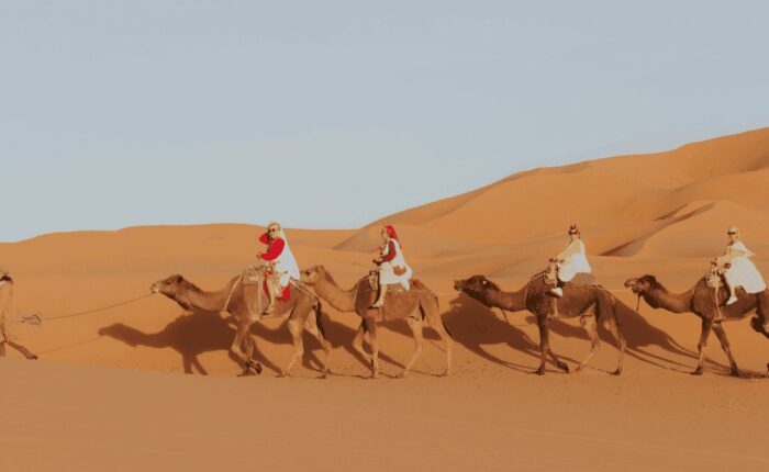 TOUR PRIVATO DI LUSSO NEL DESERTO DI 5 GIORNI DA MARRAKECH A CHEFCHAOUEN