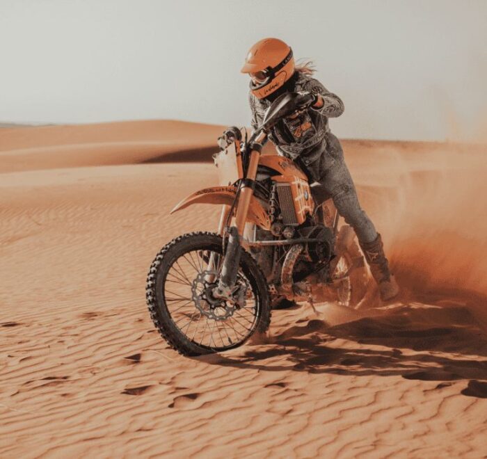 Trasferimento turistico Marrakech Fes con guida e soste panoramiche nel deserto