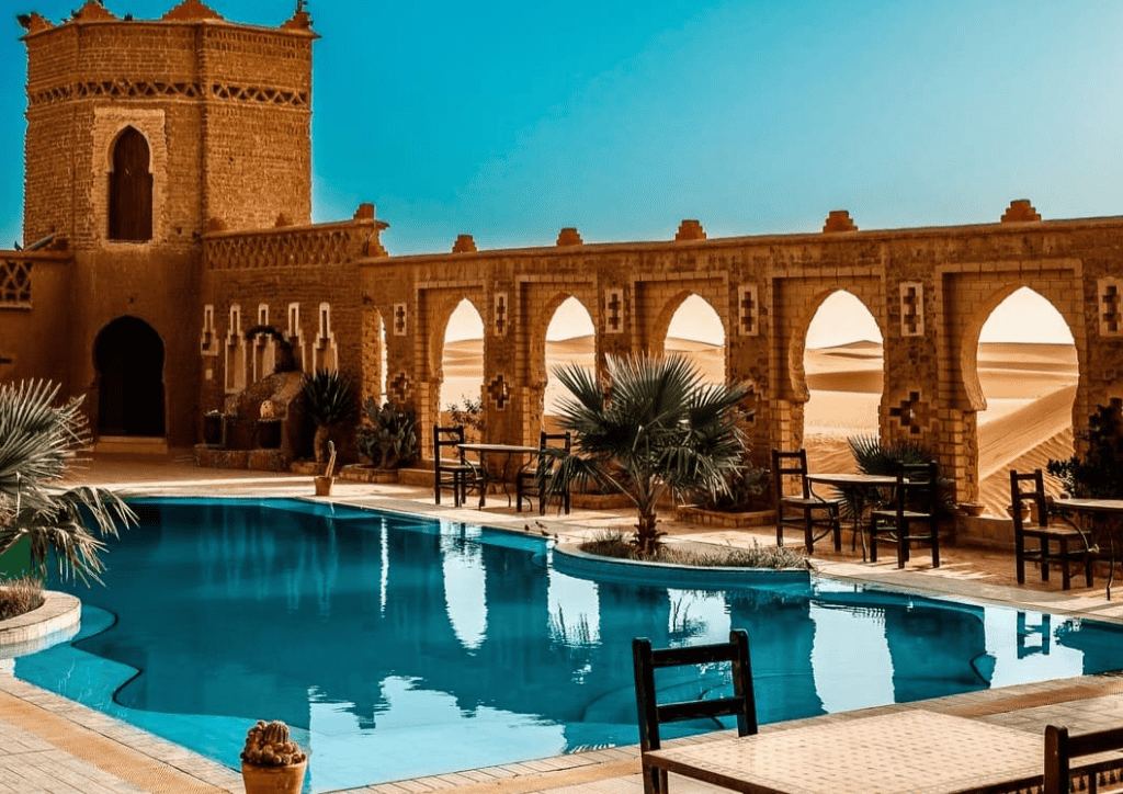 Viaggio nel sahara marocchino con carovana di cammelli e notte sotto le stelle